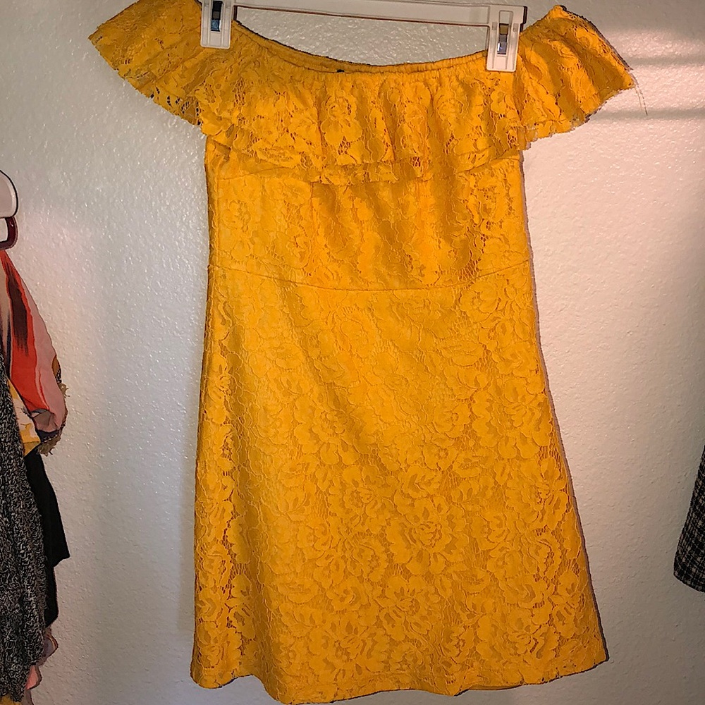 Women’s Forever 21 Yellow Off Shoulder Minidress